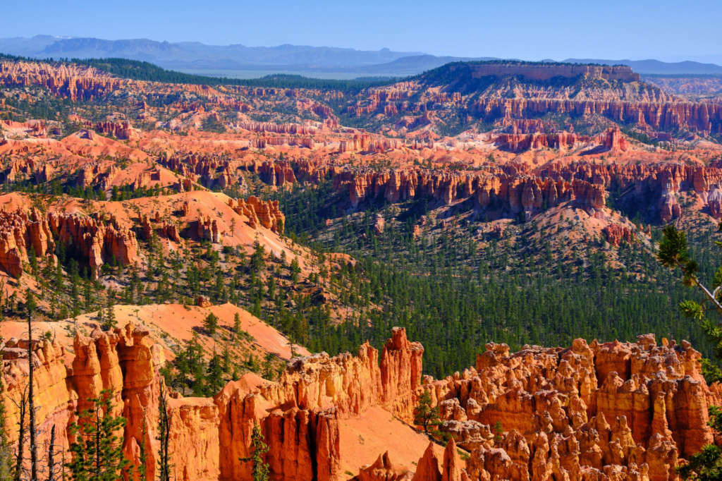 Peekaboo Loop Trail