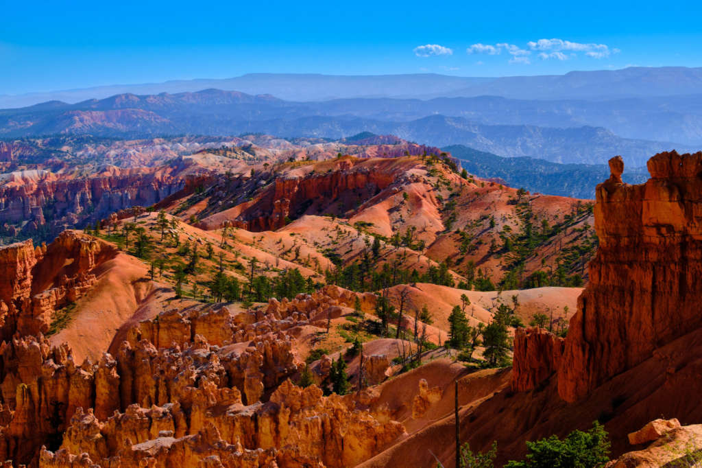 Peekaboo Loop Trail