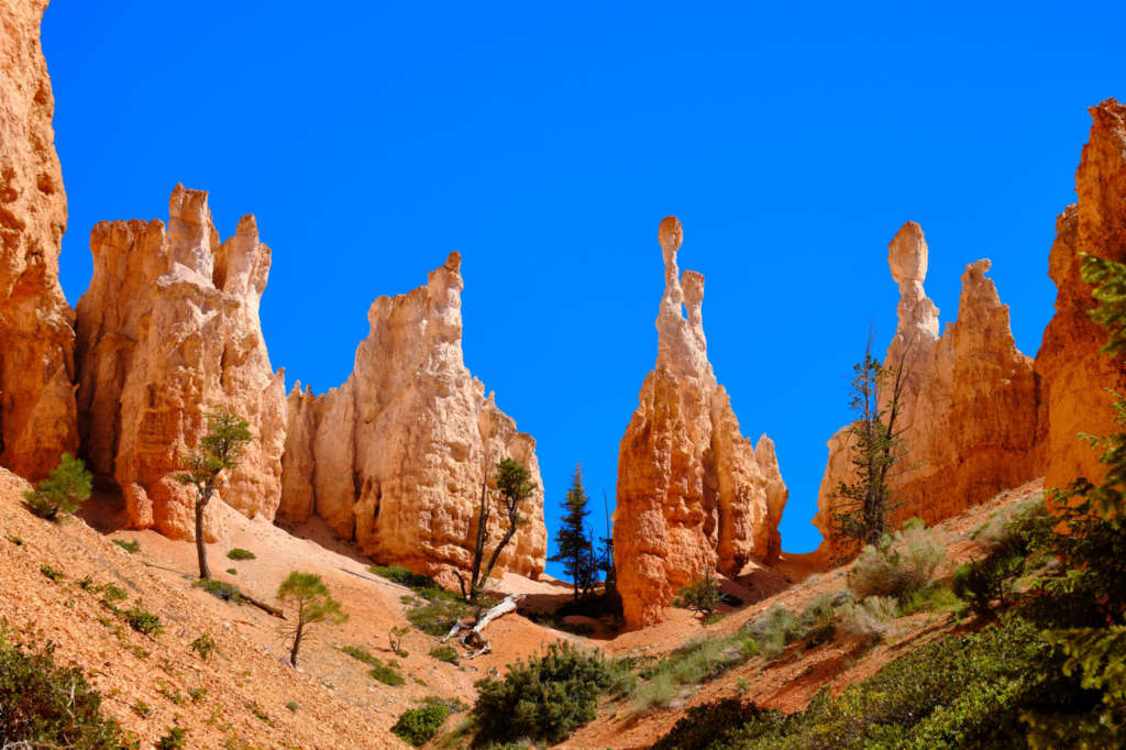 Peekaboo Loop Trail